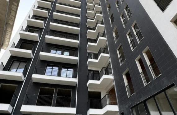 Apartament 1+1 pranë Marinës së Vlorës