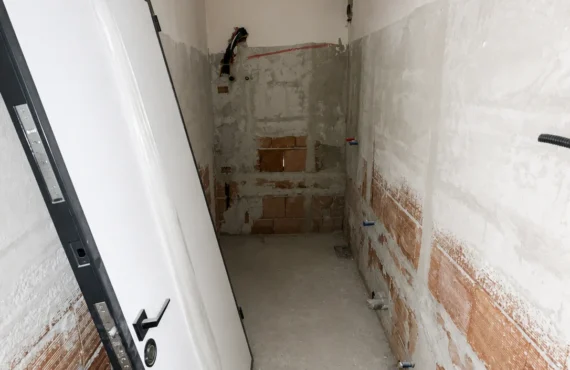 Apartament 1+1 pranë Marinës së Vlorës