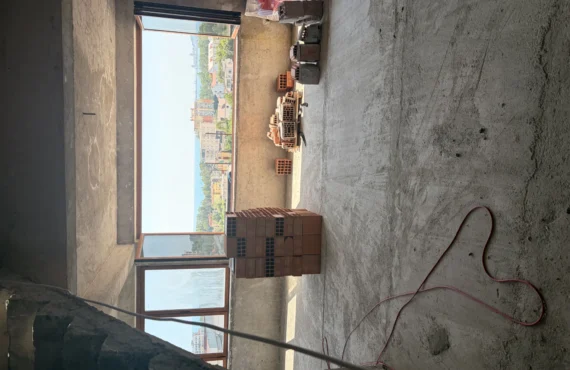 Apartament me pamje nga deti — për ata që duan shoqëri të mirë