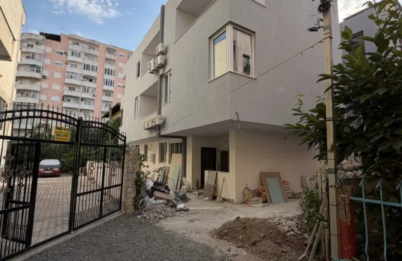 Studio e ndritshme në Durrës — fillim i ri pranë detit